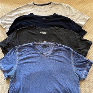 Bundle of 4 Men's Extra-Large T-Shirt